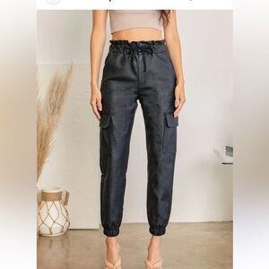 Kan Can  faux leather joggers ladies size large